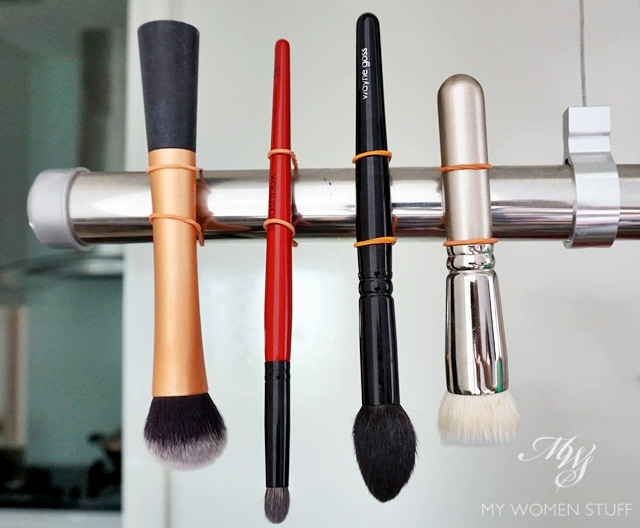 I wanted to share the makeup brush drying holder I made only using 4 i